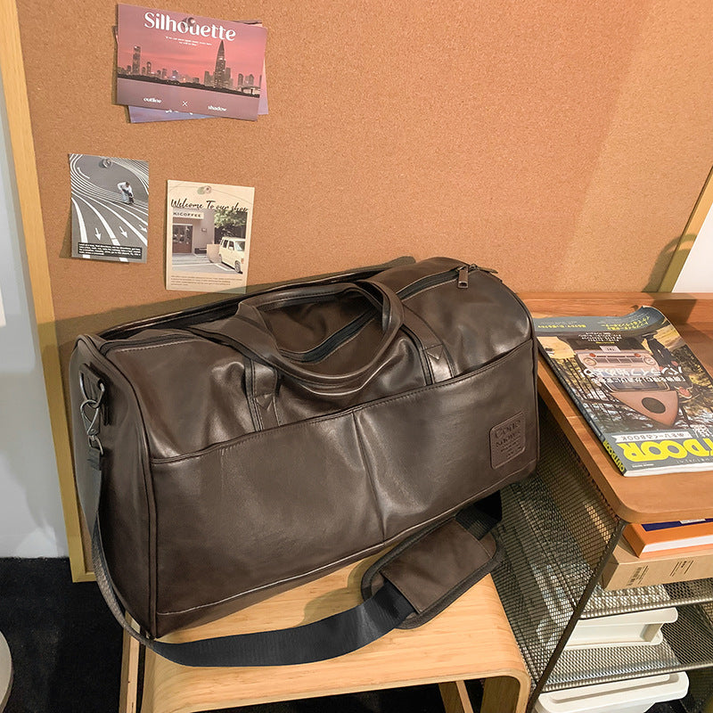 Men's Large Capacity Leather Fitness Single Shoulder Bag