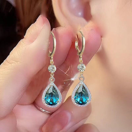 Shiny and Exquisite Water Drop Earrings, Crystal Earrings, High-end, Fashionable and Versatile Earrings